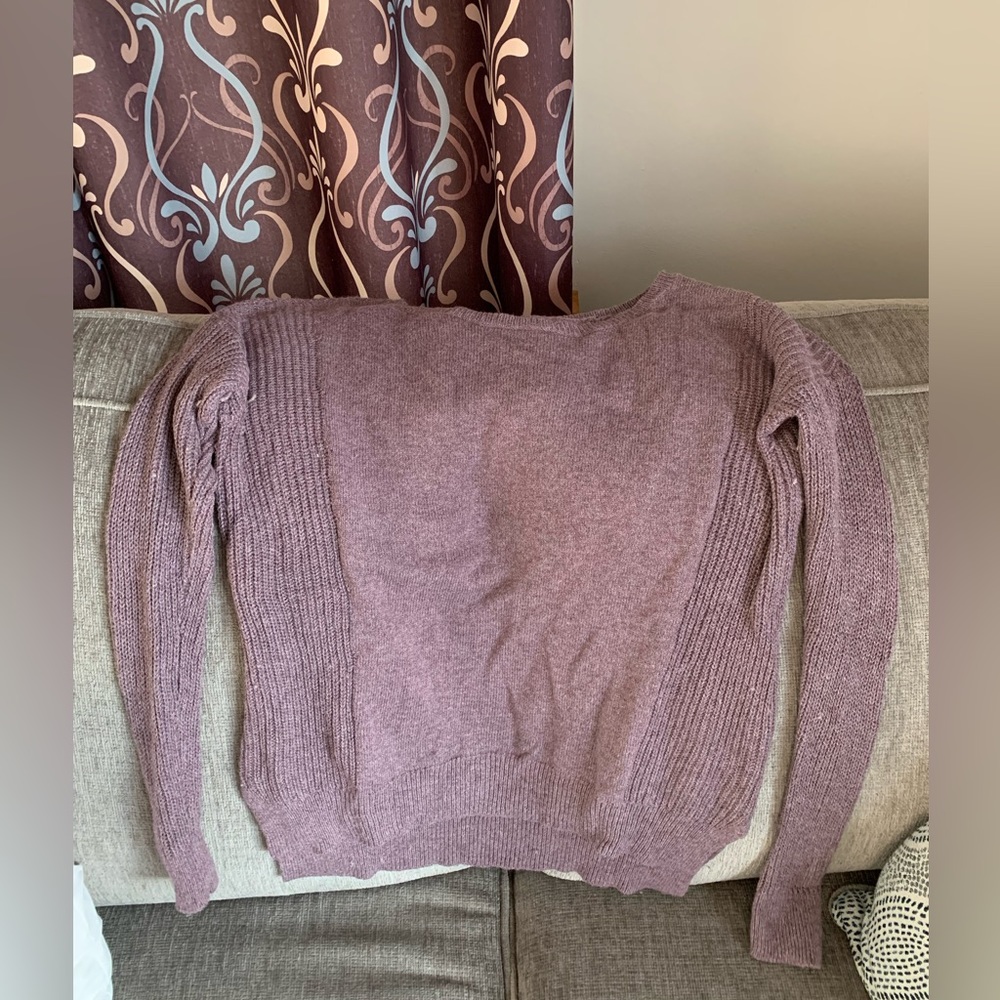 American Eagle Outfitters Women’s Sweater Size Small - Picture 1 of 3